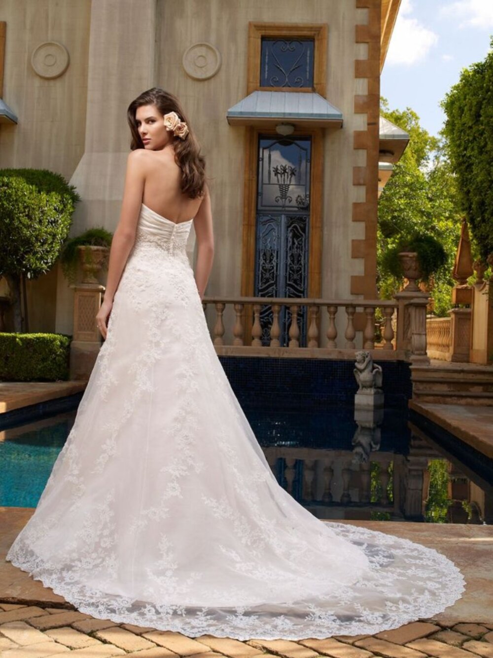 Casablanca Bridal 1955 "Dazzling Destiny" | Fit & Flare Wedding Gown | Size 8 - Picture 11 of 16